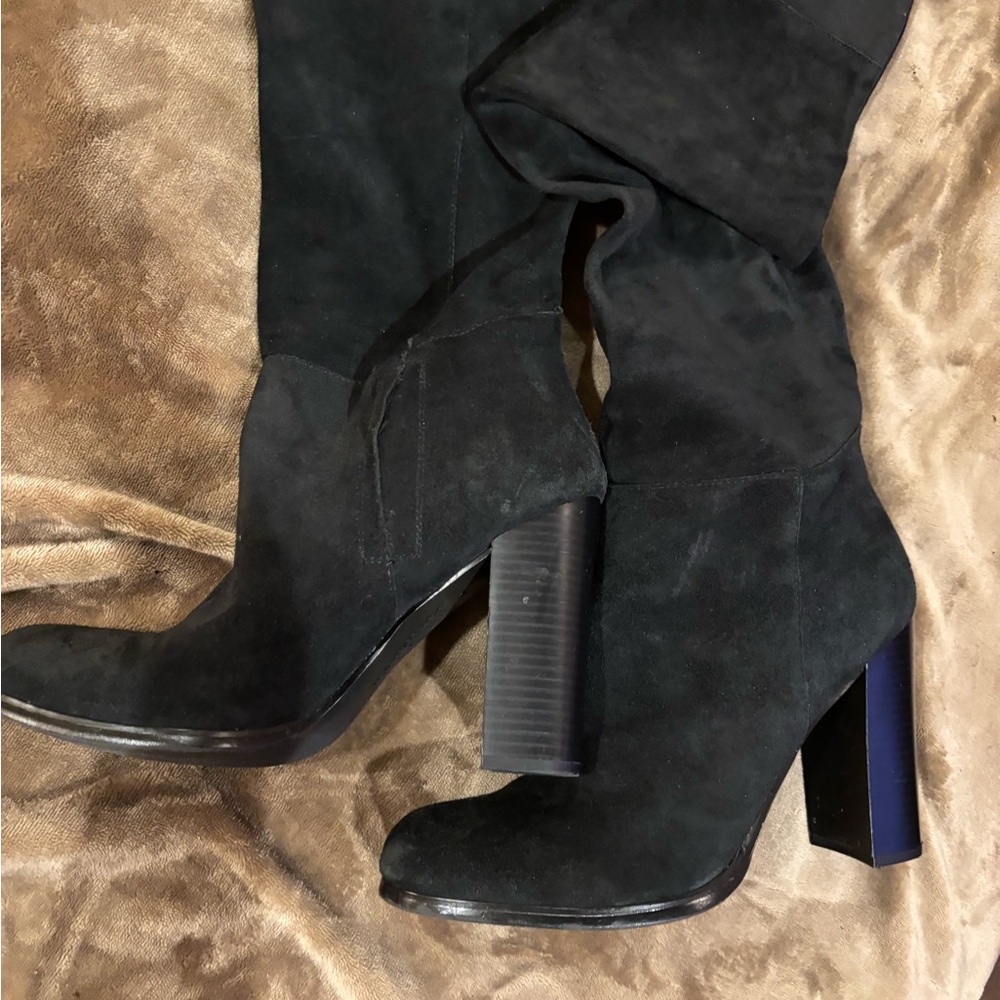 Elegant Black Suede Women's Boots